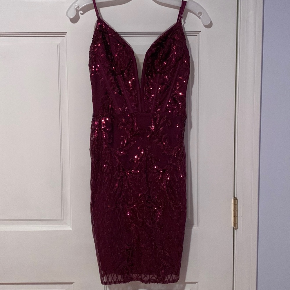 David’s Bridal Short Allover Sequin Illusion Plunge Dress